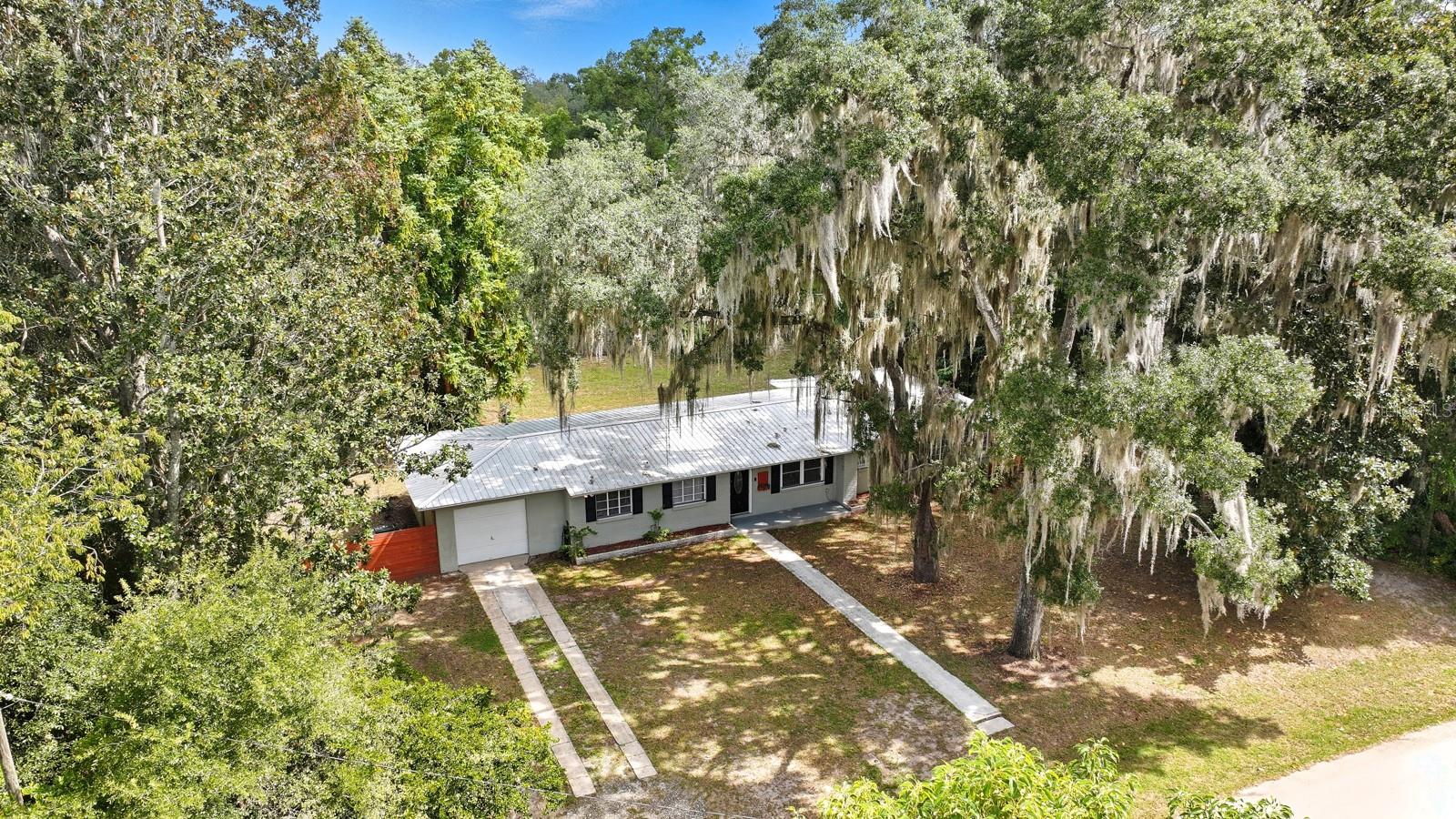 LAKEVIEW HIGHLANDS - Residential