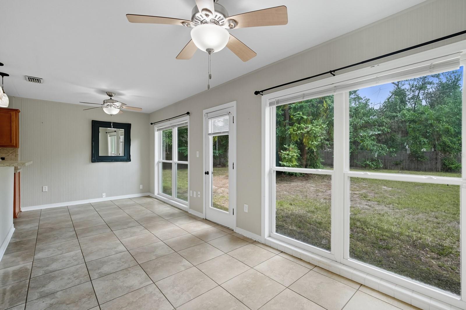 LAKEVIEW HIGHLANDS - Residential