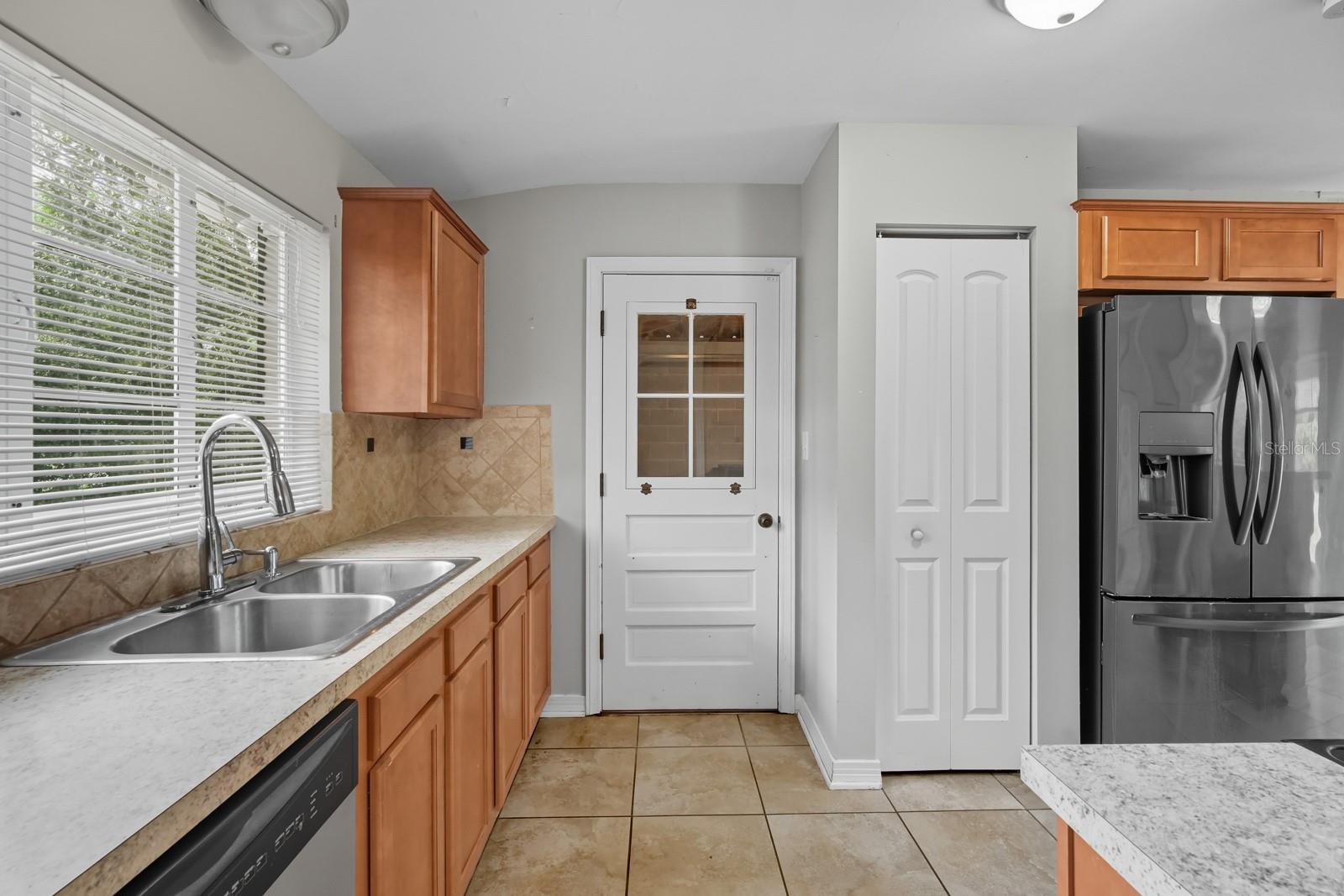 LAKEVIEW HIGHLANDS - Residential