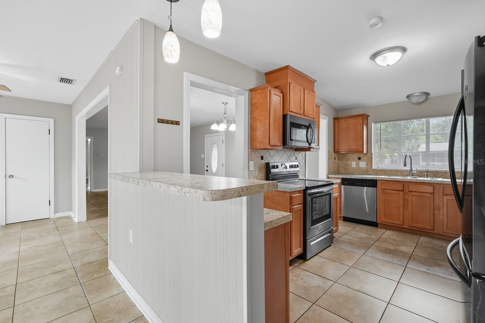 LAKEVIEW HIGHLANDS - Residential