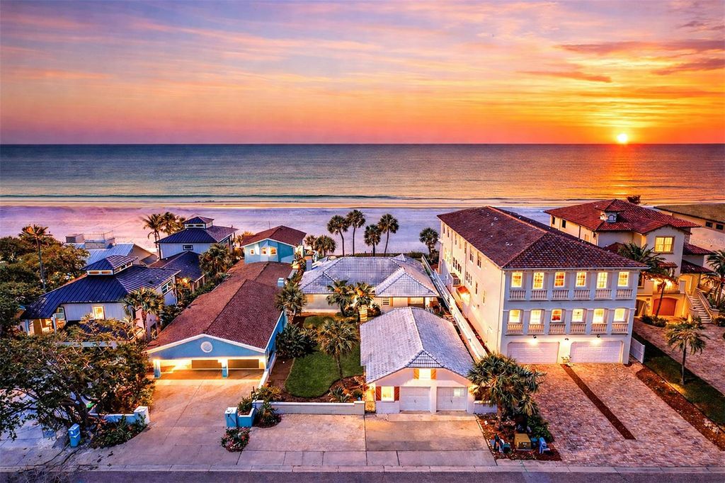 Photo of 18206 Sunset Boulevard, Redington Shores, FL 33708 (MLS # TB8500223)