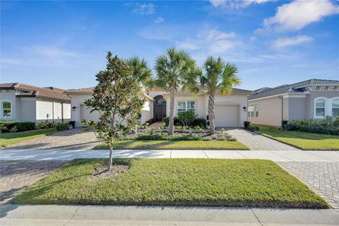 A home in WIMAUMA