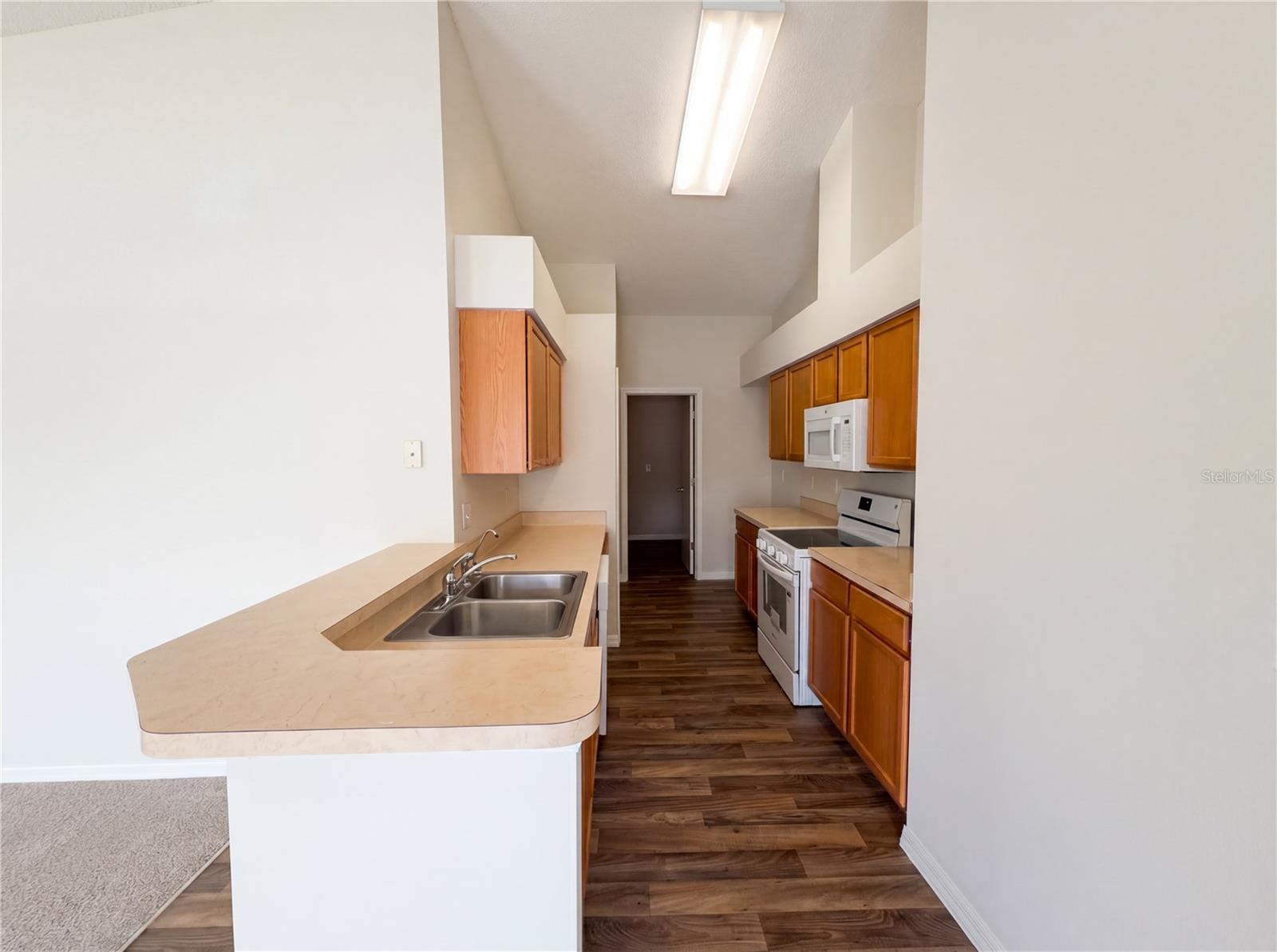 COUNTRY HILLS EAST UNIT NINE - Residential