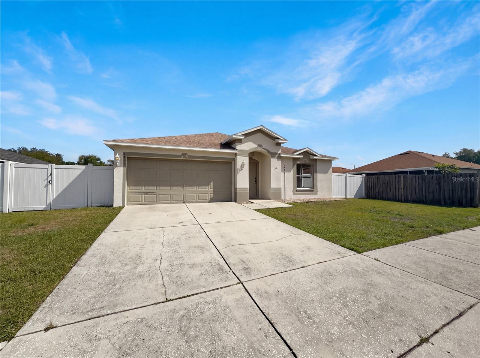 COUNTRY HILLS EAST UNIT NINE - Residential