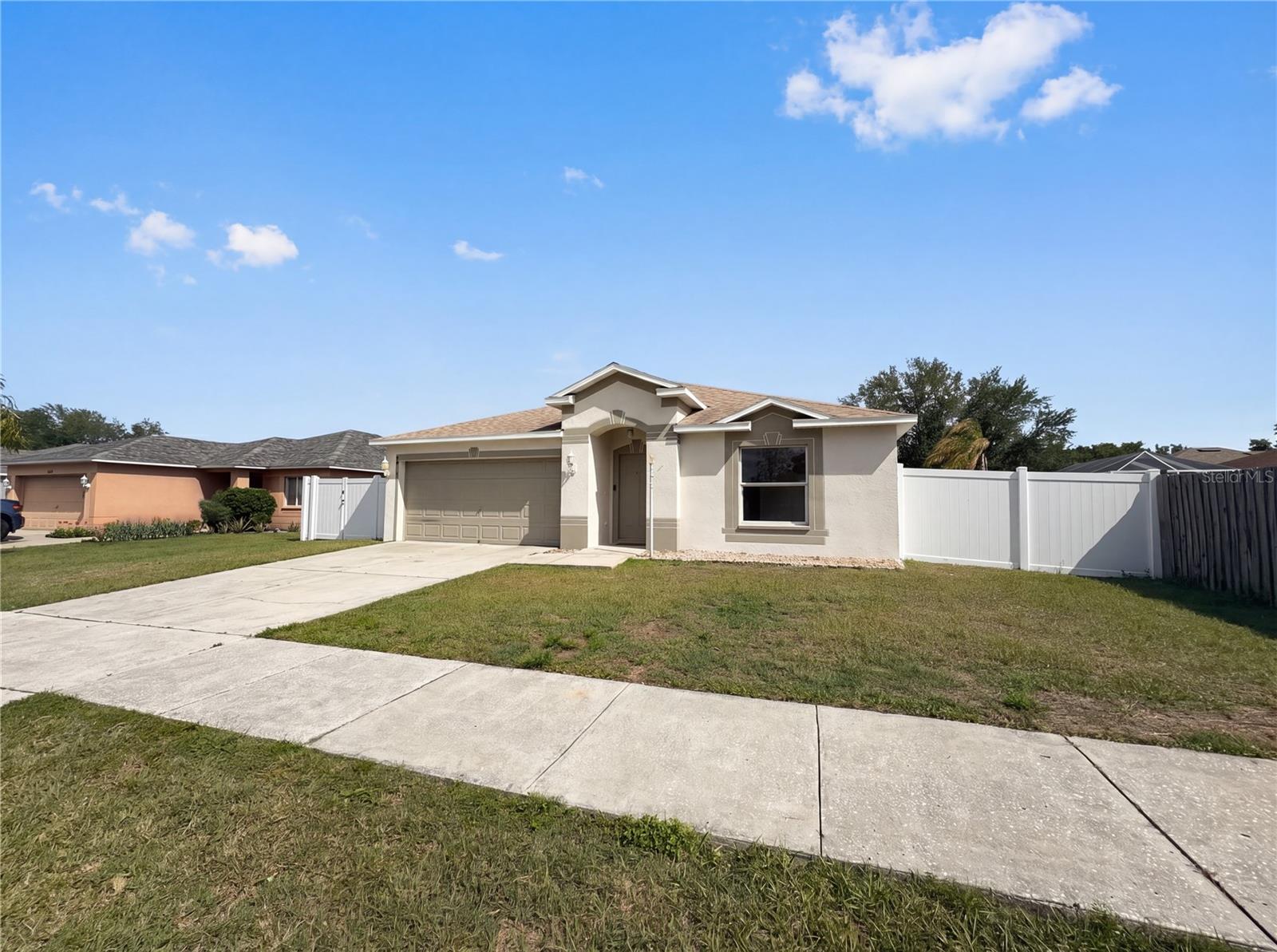 COUNTRY HILLS EAST UNIT NINE - Residential