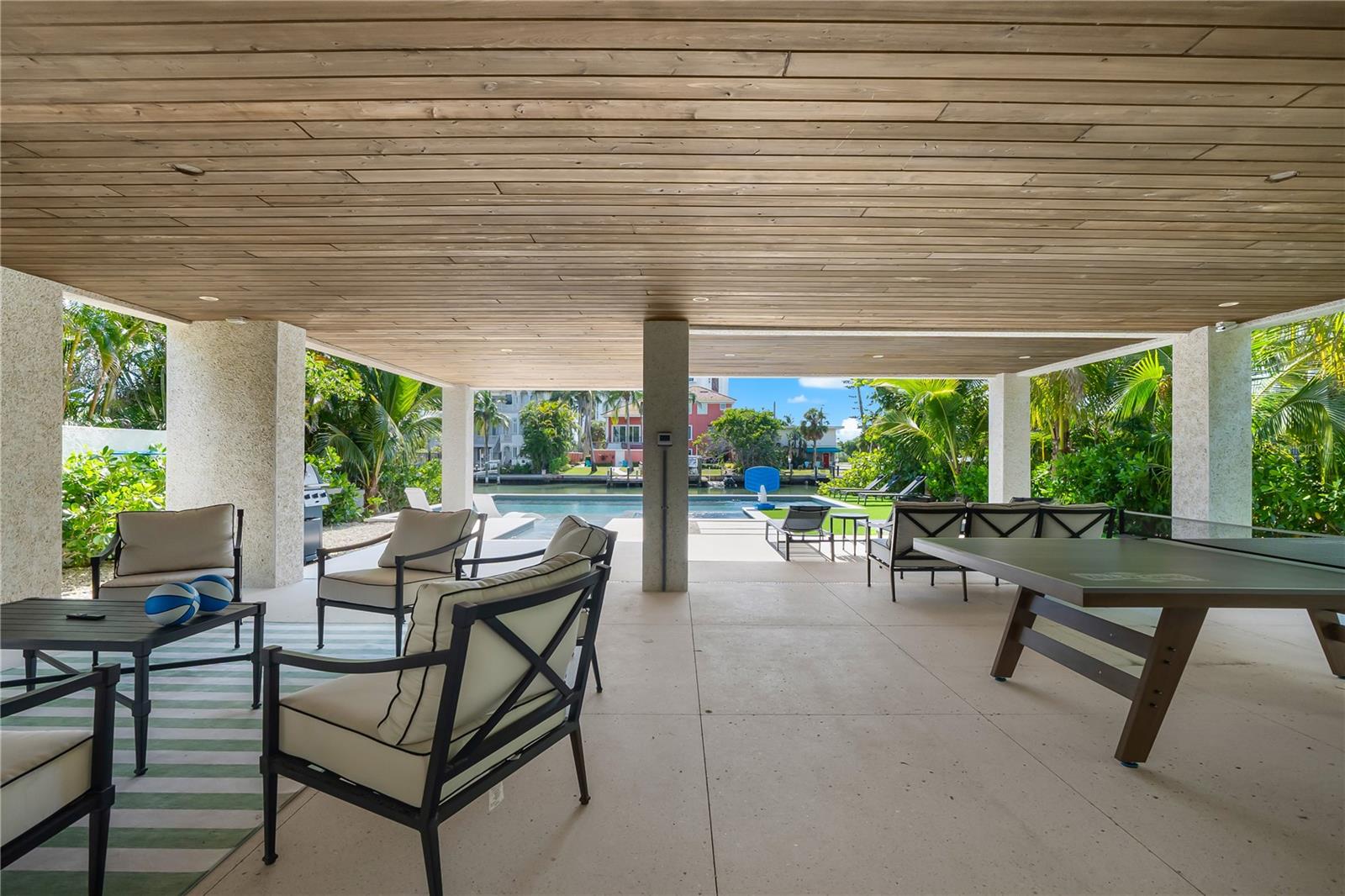 SAINT ARMANDS DIV JOHN RINGLING ESTATES - Residential