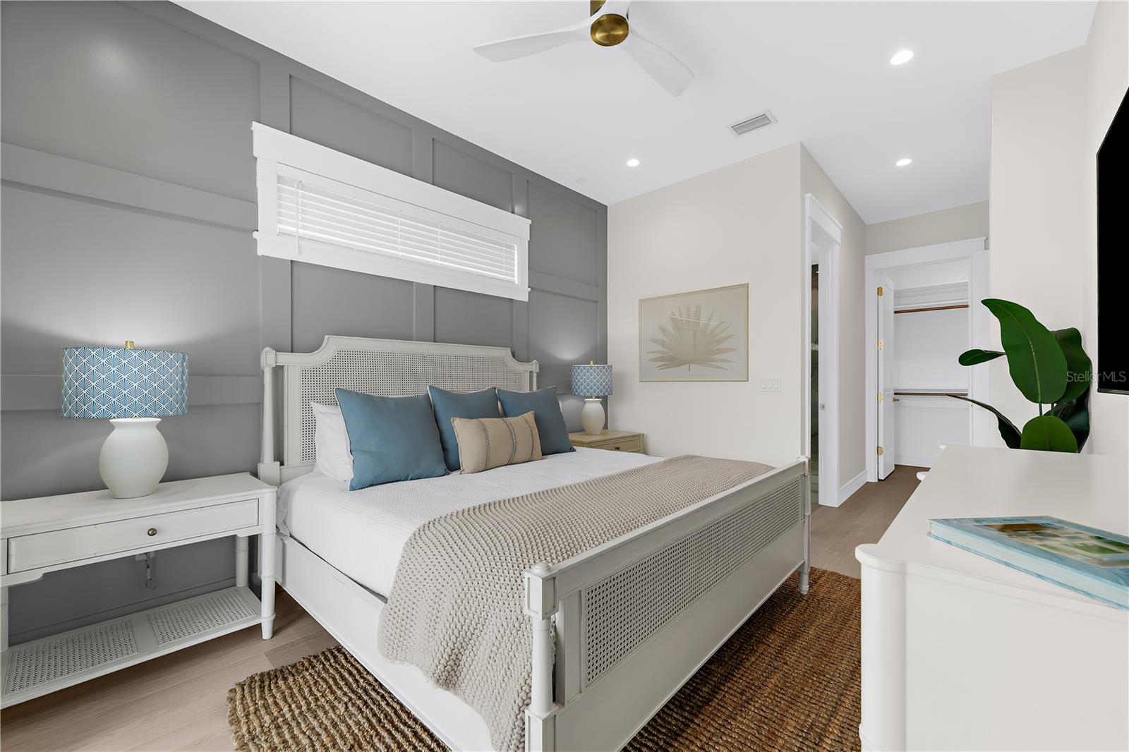SAINT ARMANDS DIV JOHN RINGLING ESTATES - Residential
