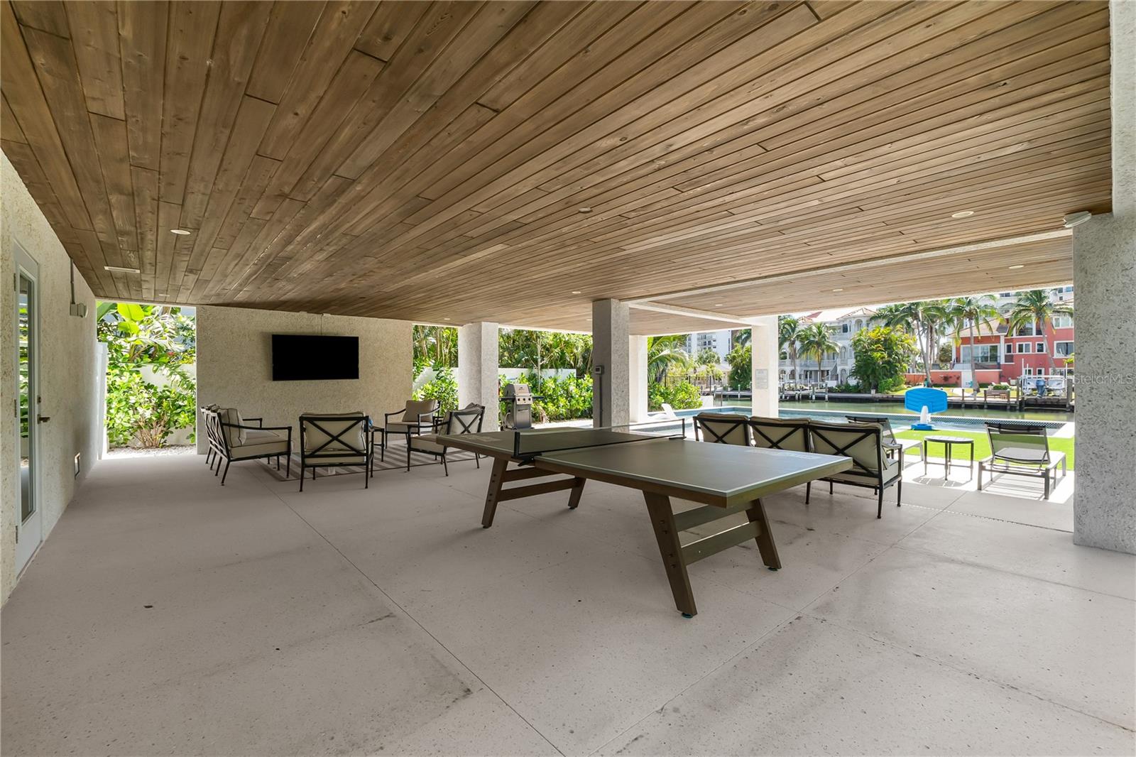 SAINT ARMANDS DIV JOHN RINGLING ESTATES - Residential