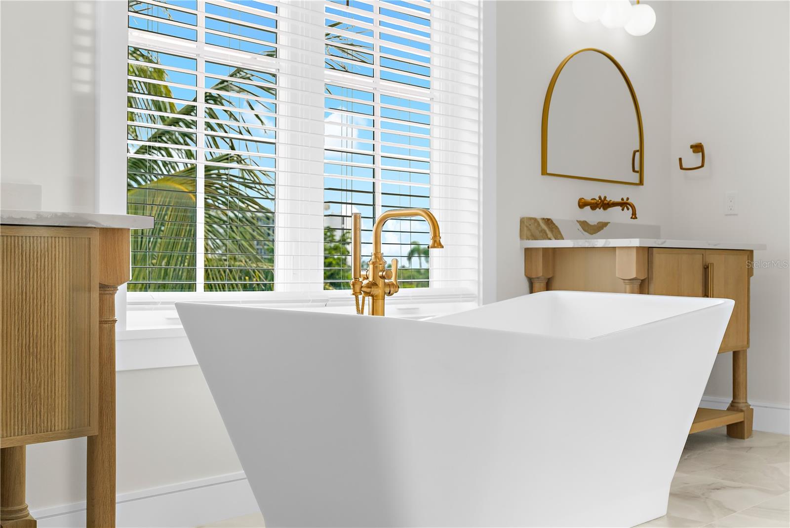 SAINT ARMANDS DIV JOHN RINGLING ESTATES - Residential