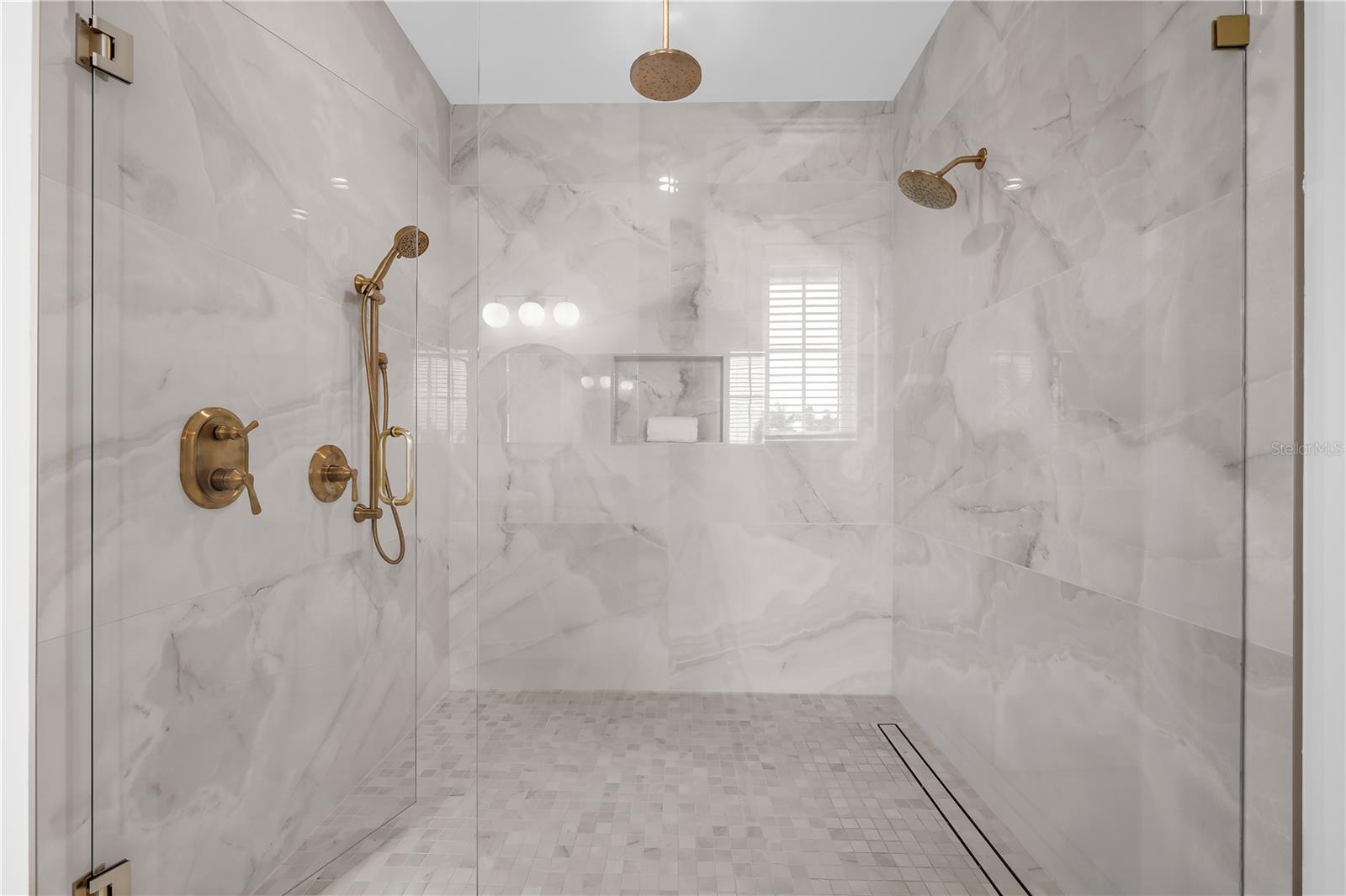 SAINT ARMANDS DIV JOHN RINGLING ESTATES - Residential