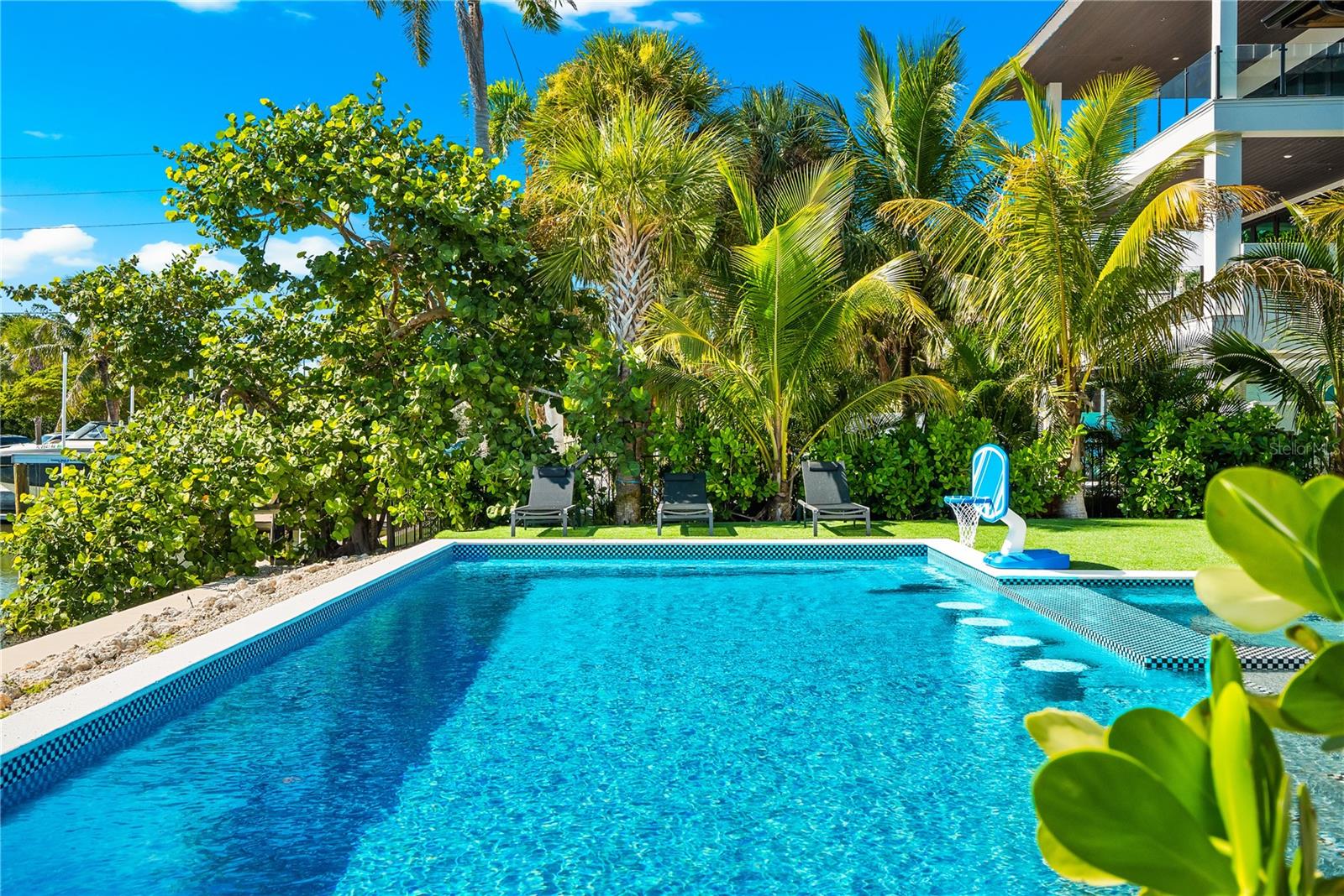 SAINT ARMANDS DIV JOHN RINGLING ESTATES - Residential