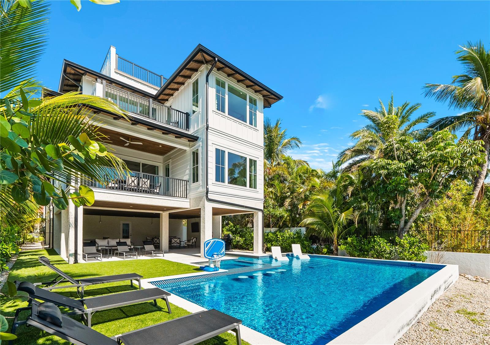 SAINT ARMANDS DIV JOHN RINGLING ESTATES - Residential