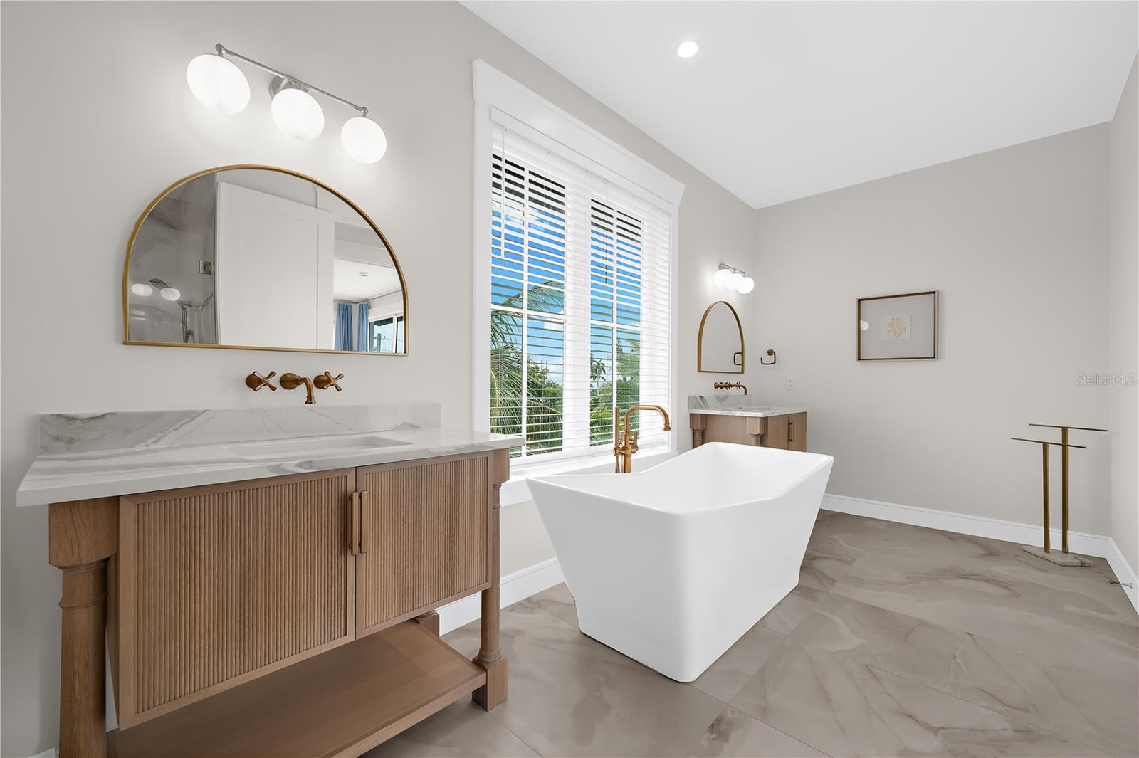 SAINT ARMANDS DIV JOHN RINGLING ESTATES - Residential