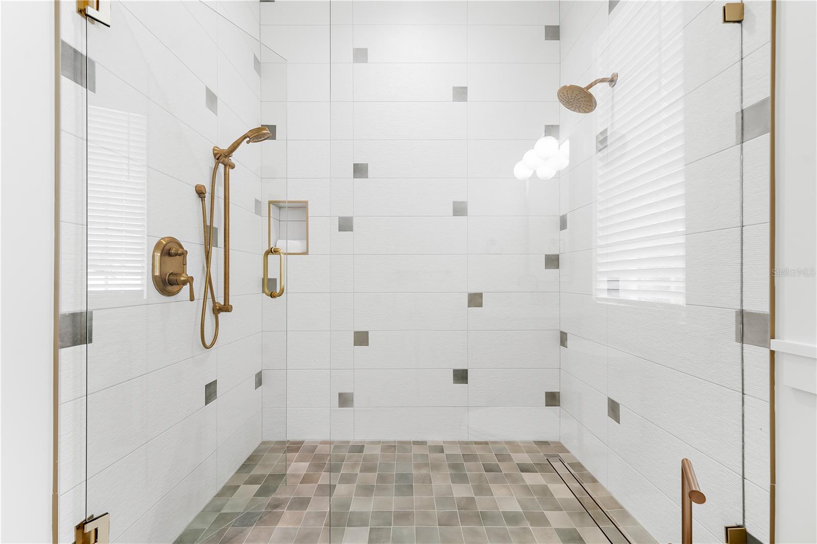 SAINT ARMANDS DIV JOHN RINGLING ESTATES - Residential