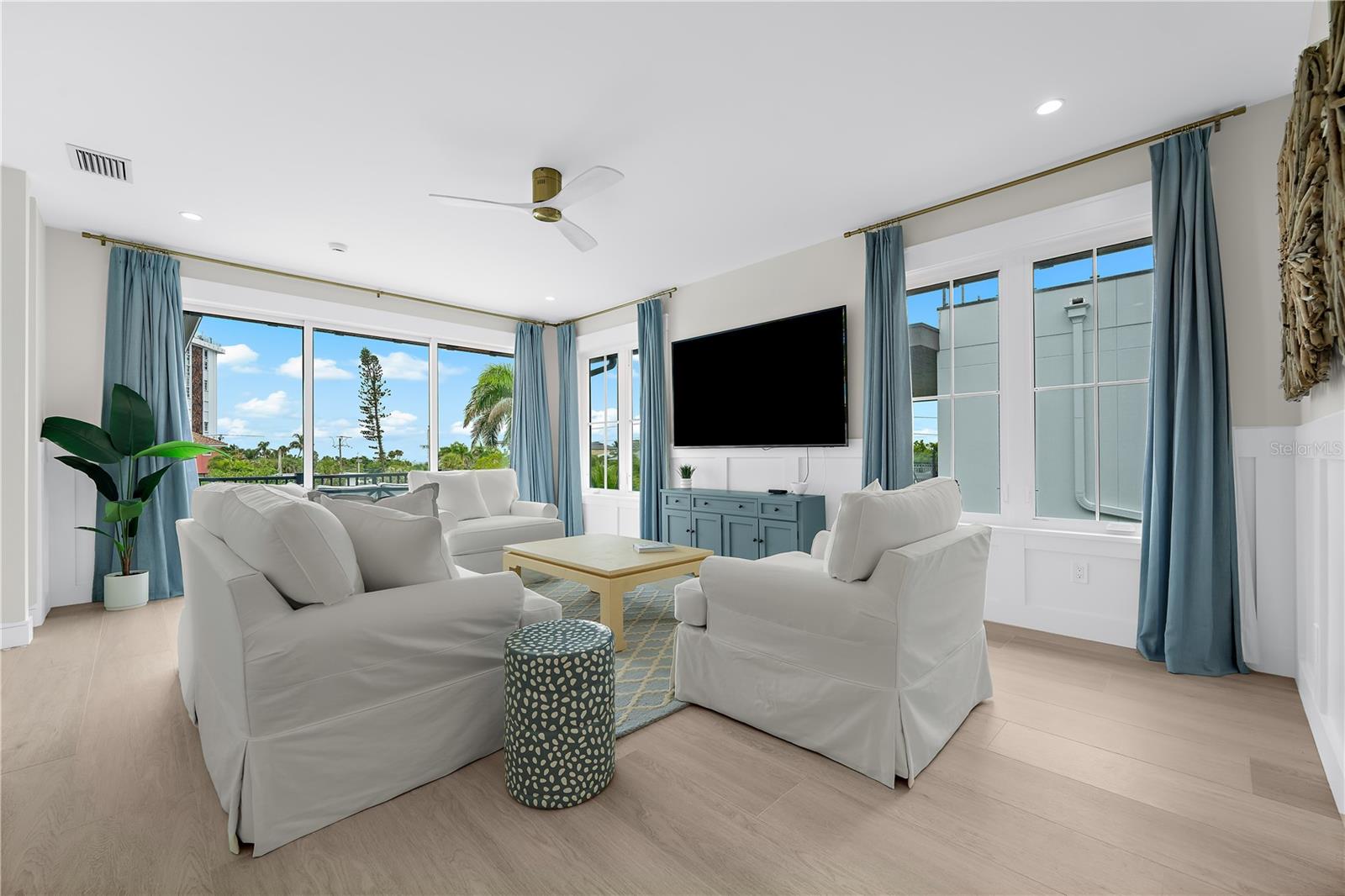 SAINT ARMANDS DIV JOHN RINGLING ESTATES - Residential