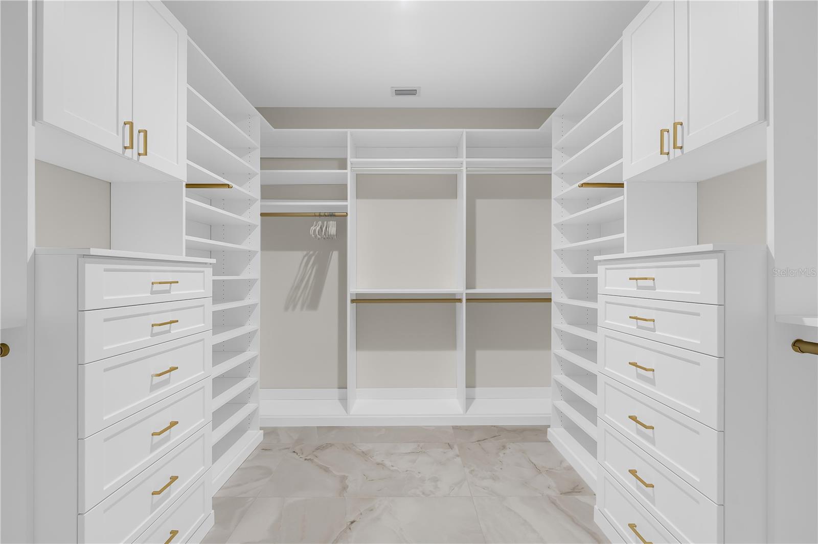 SAINT ARMANDS DIV JOHN RINGLING ESTATES - Residential