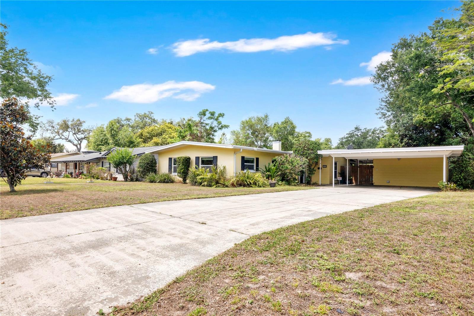LAKE CONWAY ESTATES - Residential