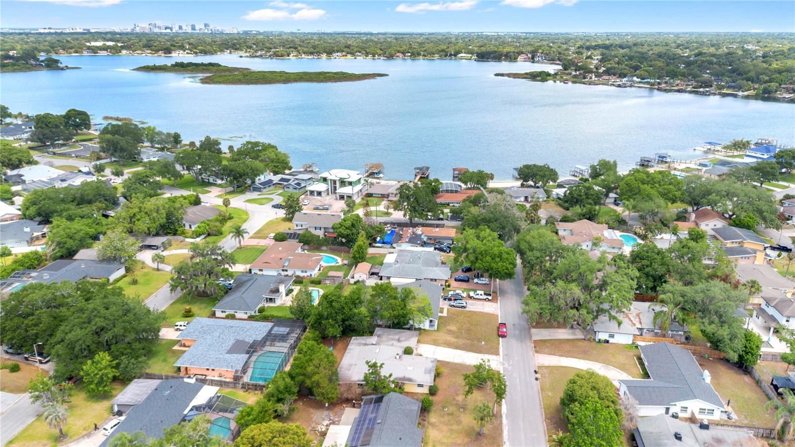 LAKE CONWAY ESTATES - Residential