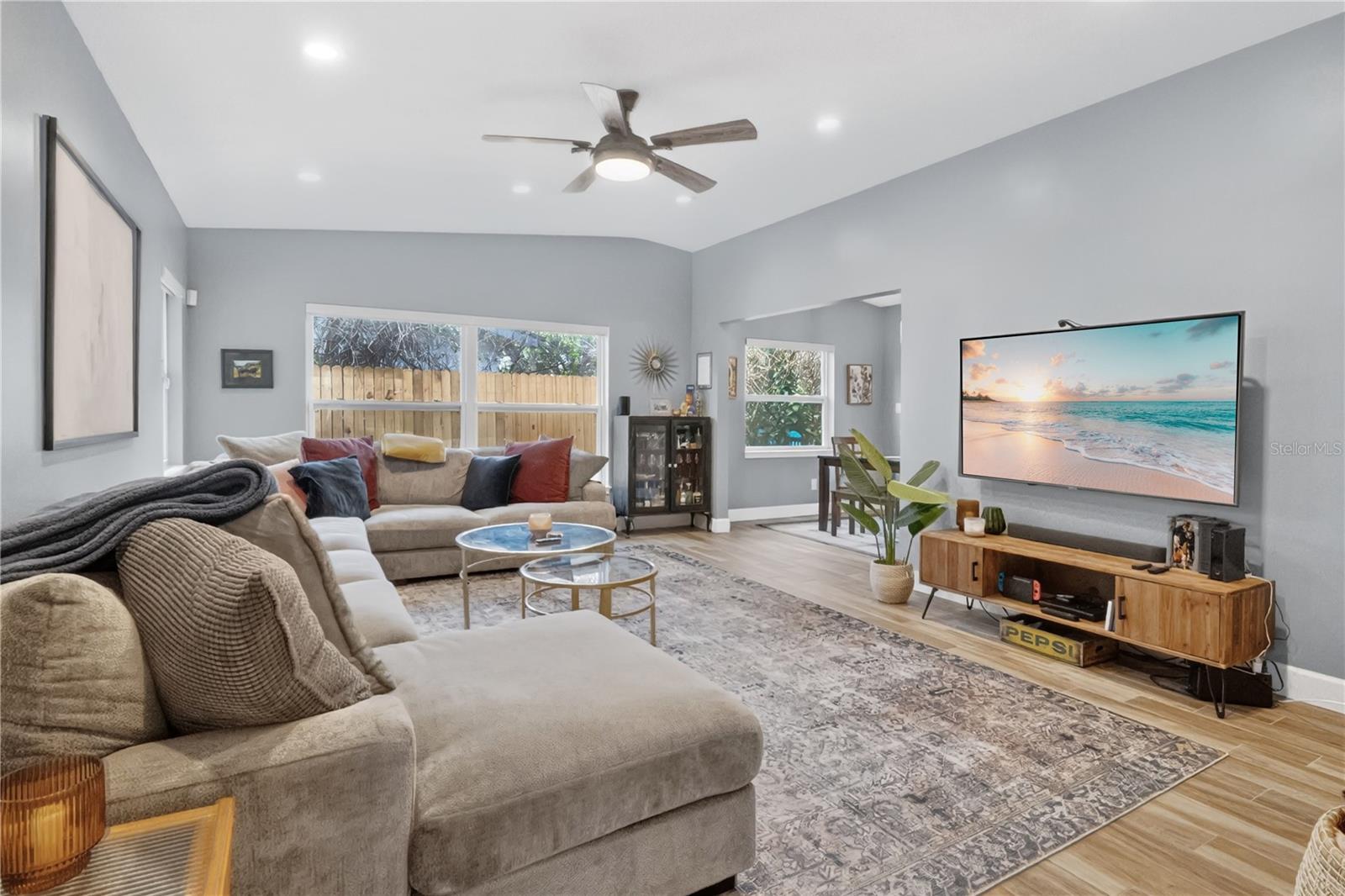 LAKE CONWAY ESTATES - Residential