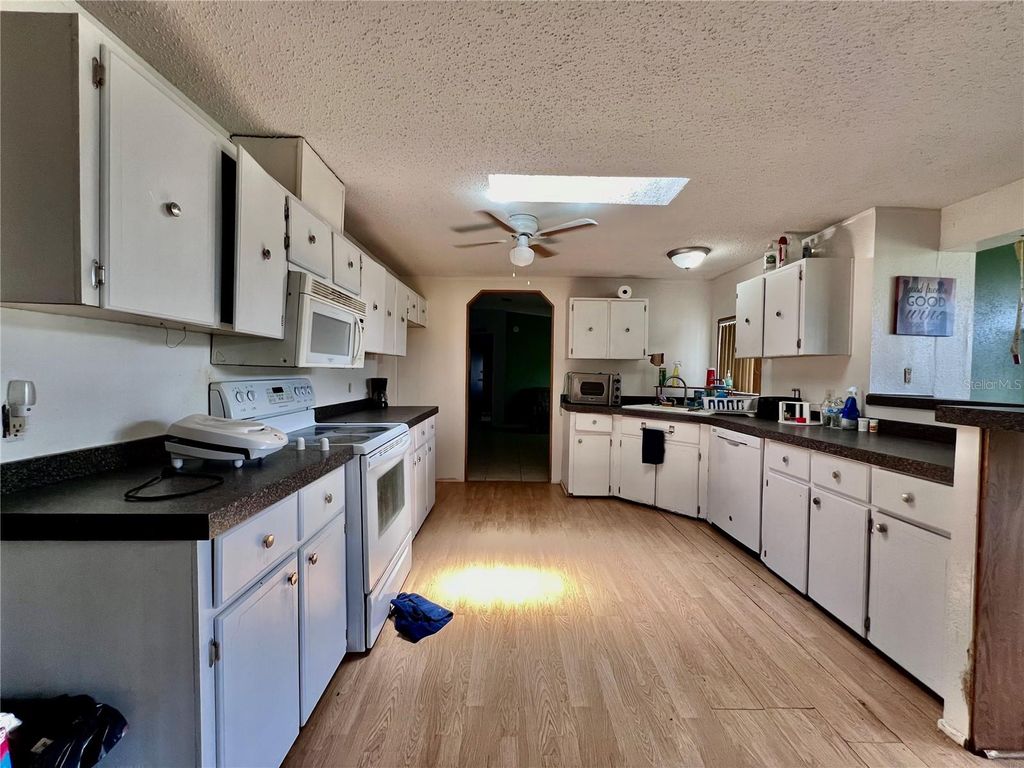 Photo of 12461 Adams Street, Brooksville, FL 34613 (MLS # TB8407090)