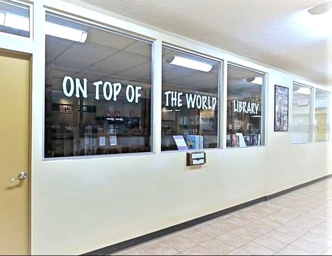 ON TOP OF THE WORLD - Residential Lease