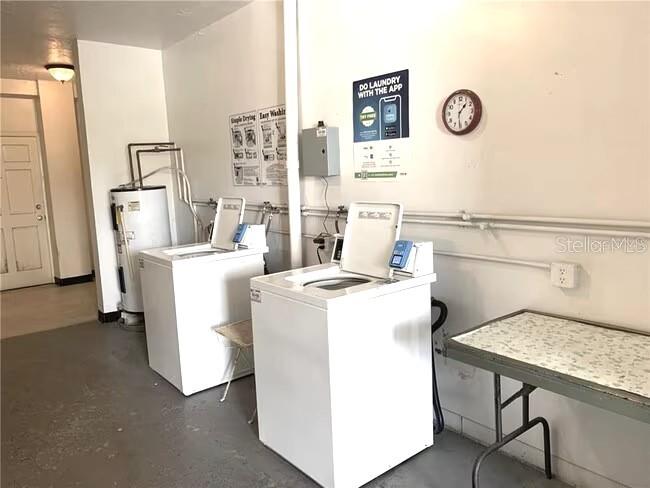 ON TOP OF THE WORLD - Residential Lease