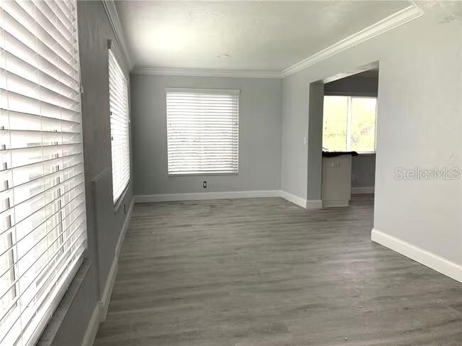 ON TOP OF THE WORLD - Residential Lease