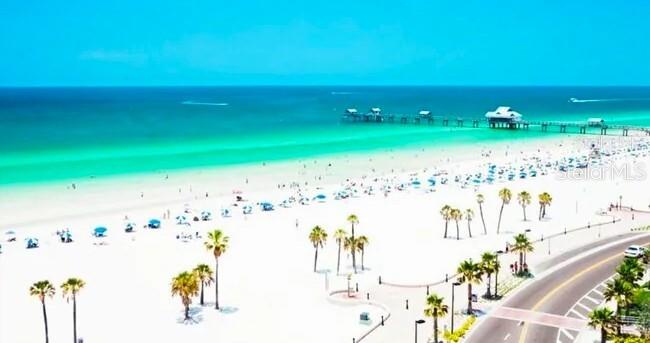 ON TOP OF THE WORLD - Residential Lease