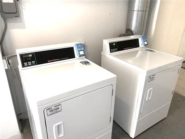 ON TOP OF THE WORLD - Residential Lease