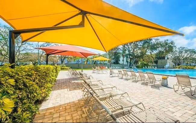 ON TOP OF THE WORLD - Residential Lease