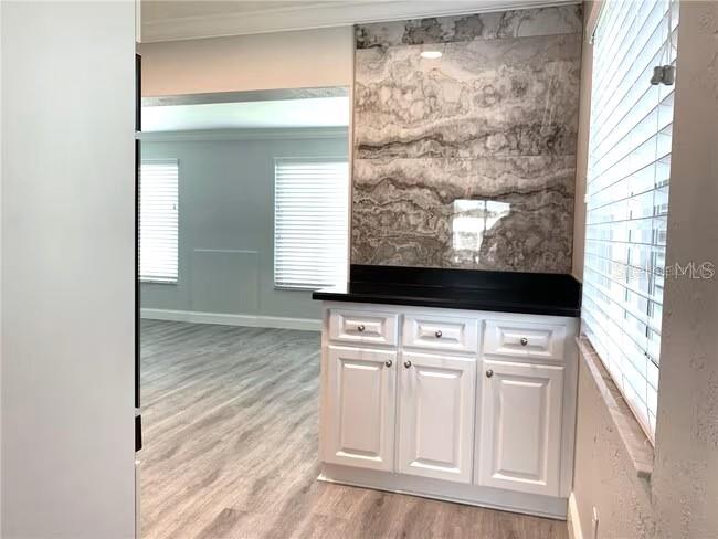 ON TOP OF THE WORLD - Residential Lease