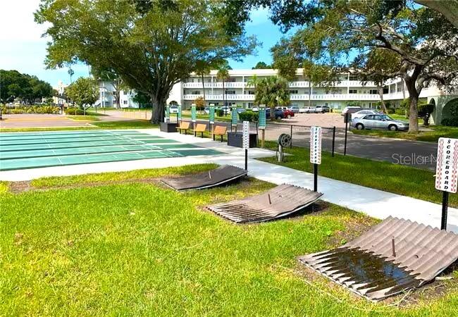 ON TOP OF THE WORLD - Residential Lease