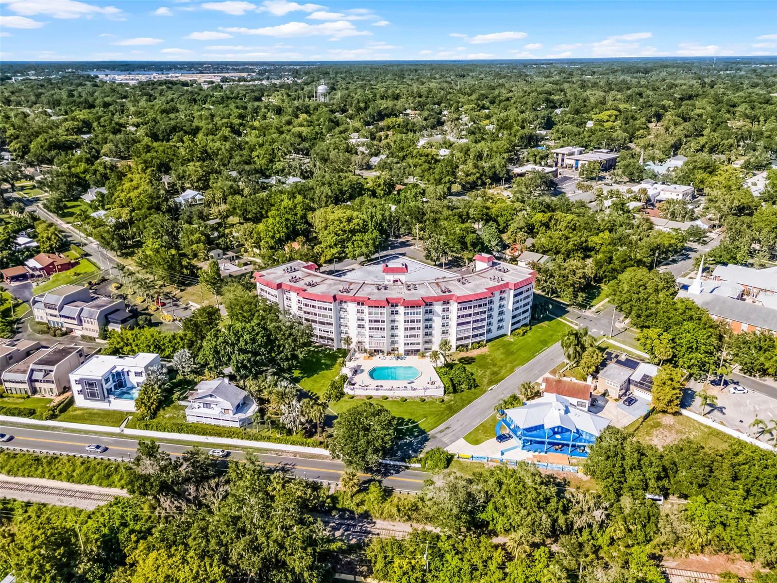 MOUNT DORA VILLA DORA CONDO UNIT 01 - Residential