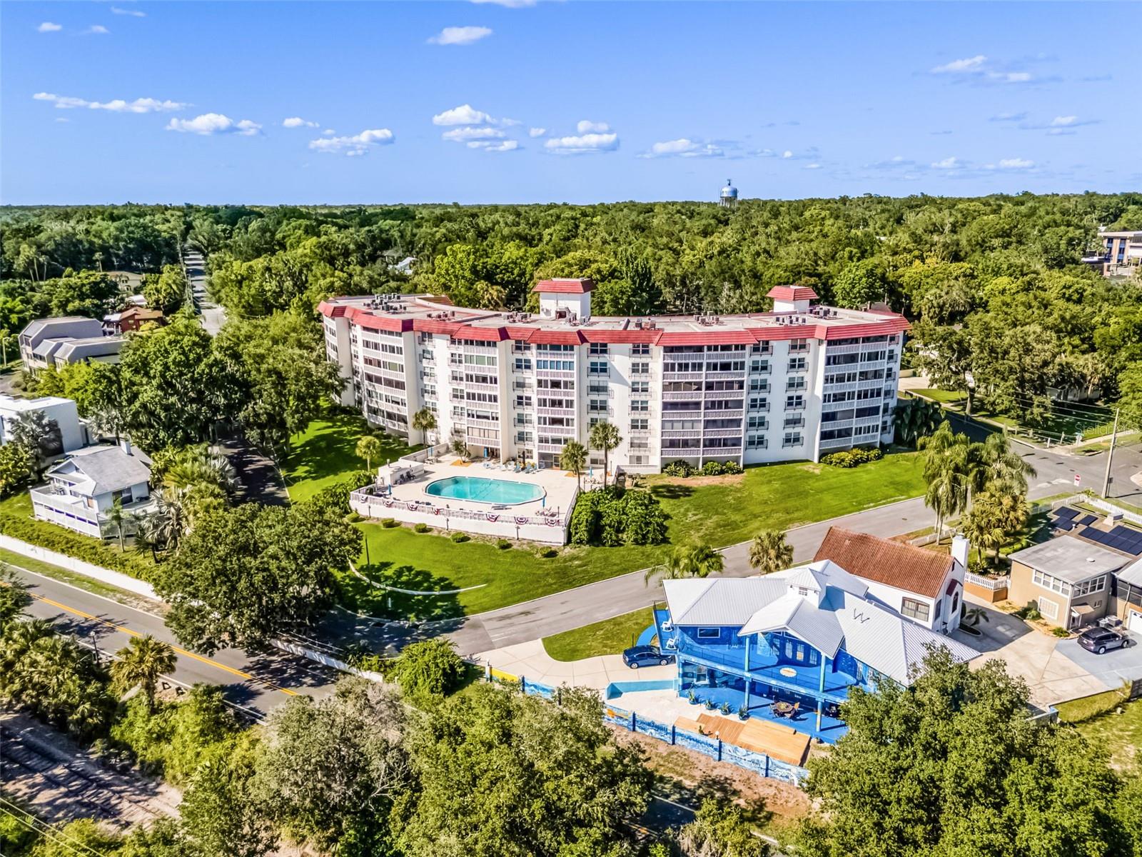 MOUNT DORA VILLA DORA CONDO UNIT 01 - Residential