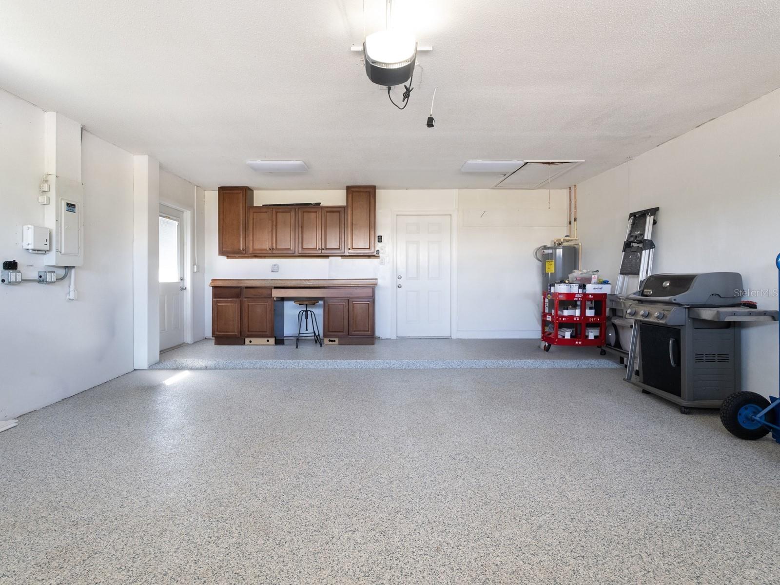 GULF GATE WOODS - Residential