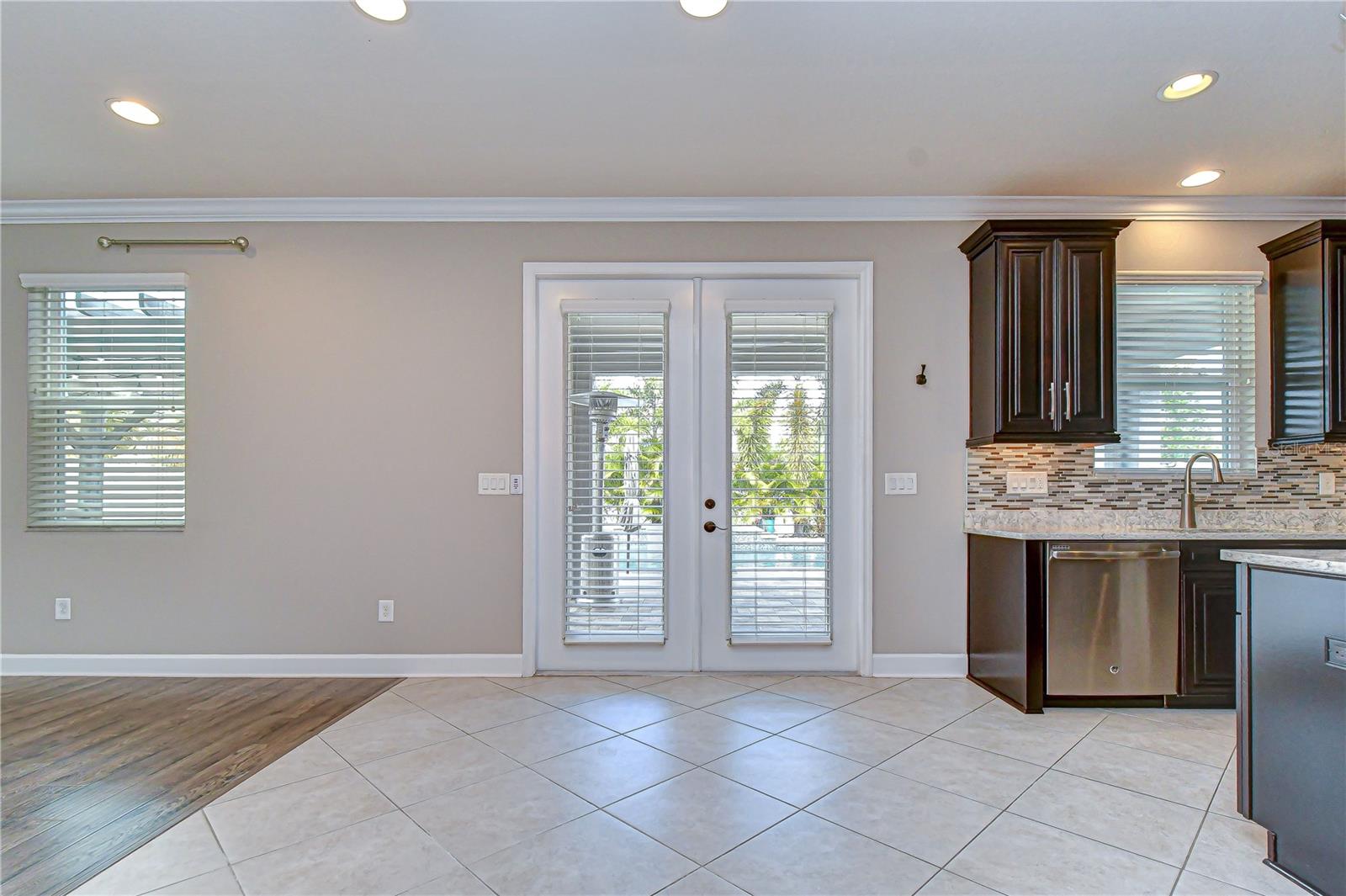 WATERSTONE LAKES - Residential