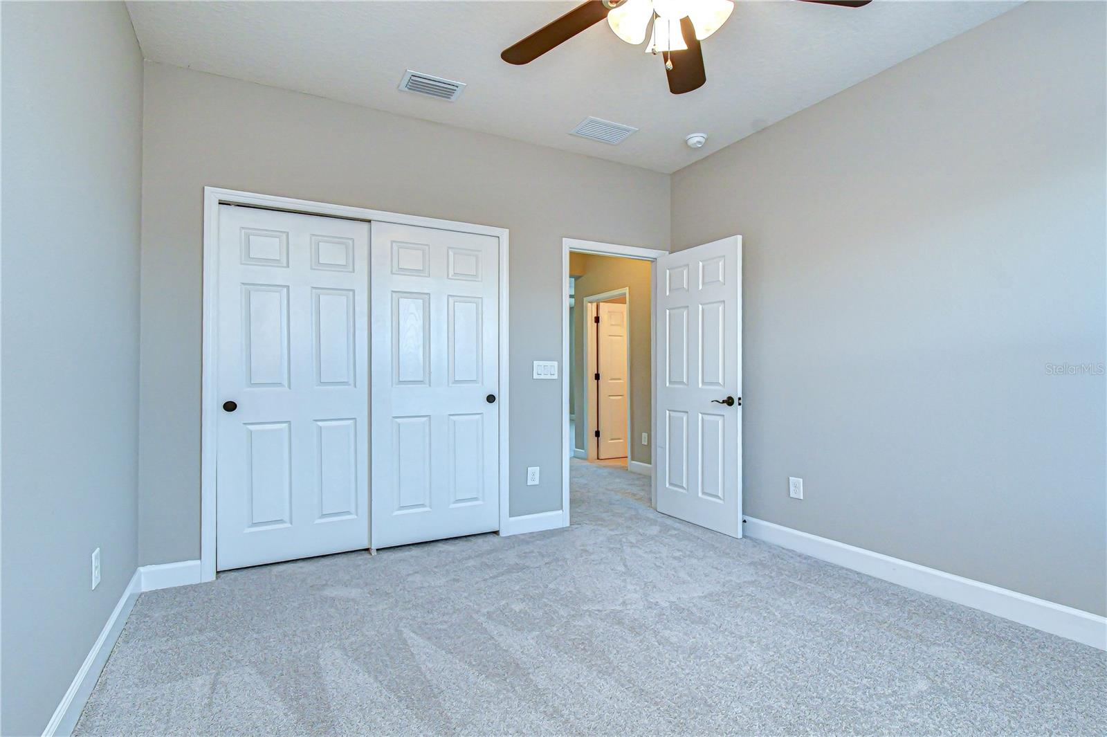 WATERSTONE LAKES - Residential