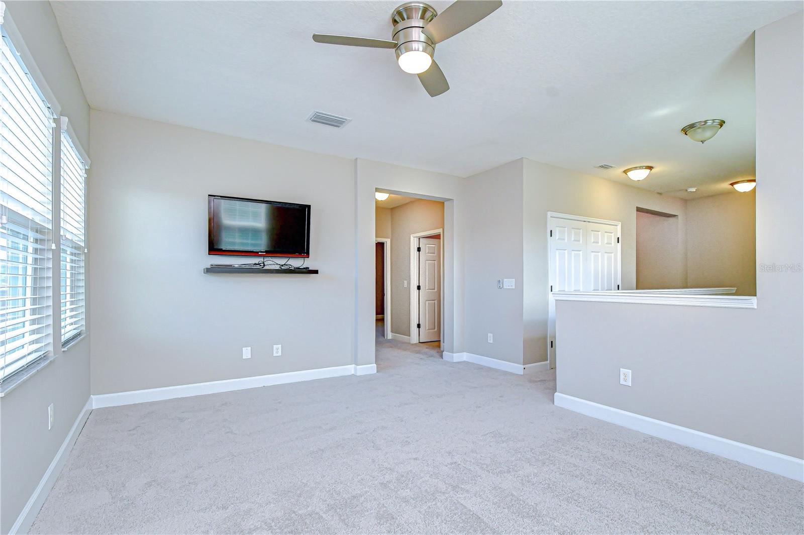 WATERSTONE LAKES - Residential