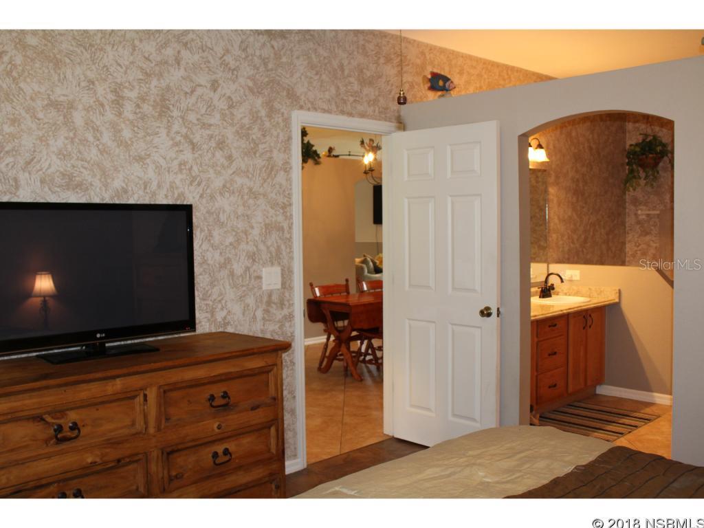 Florida Shores 01 - Residential