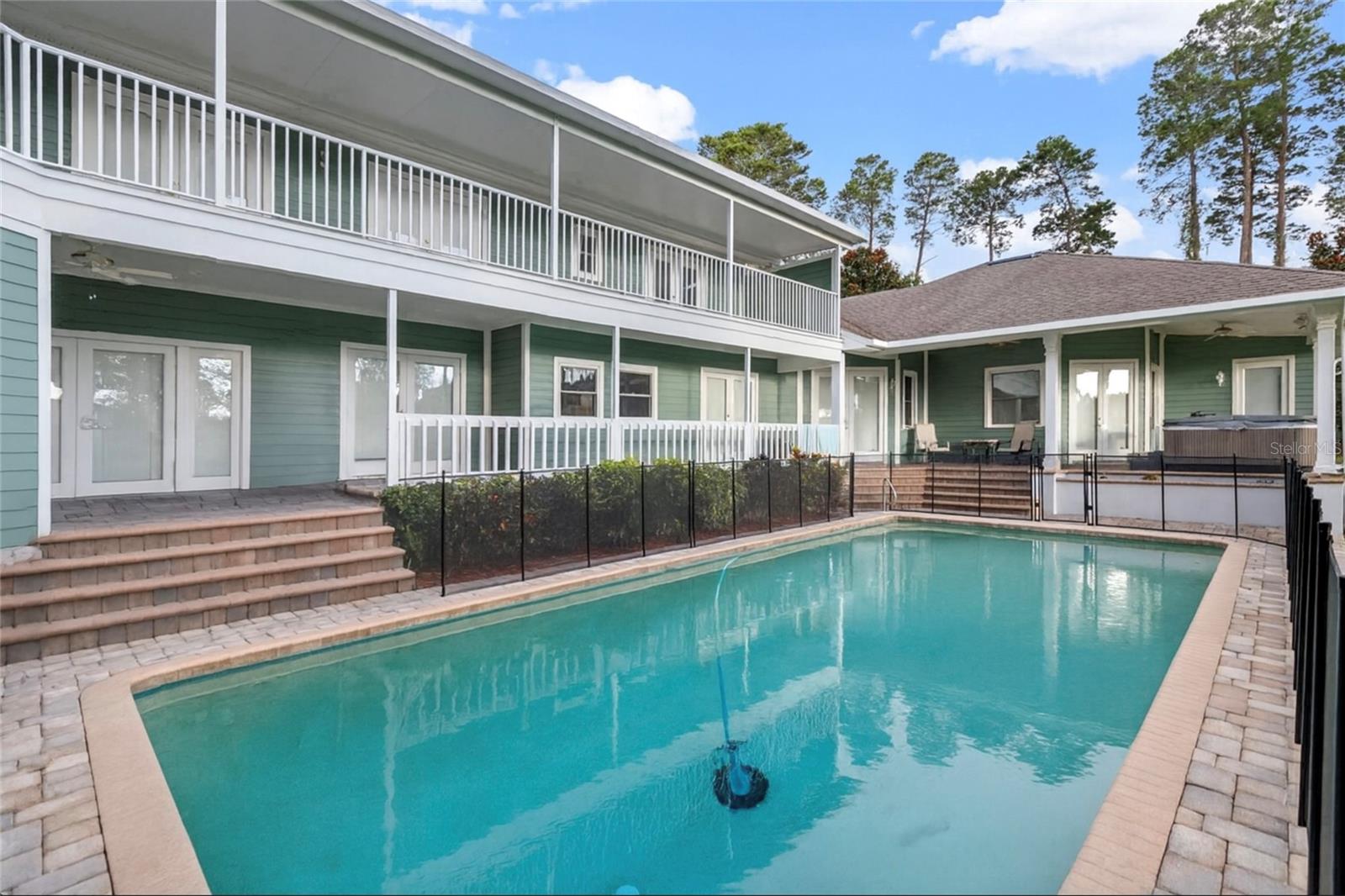 TAMPA & TARPON SPGS LAND CO - Residential