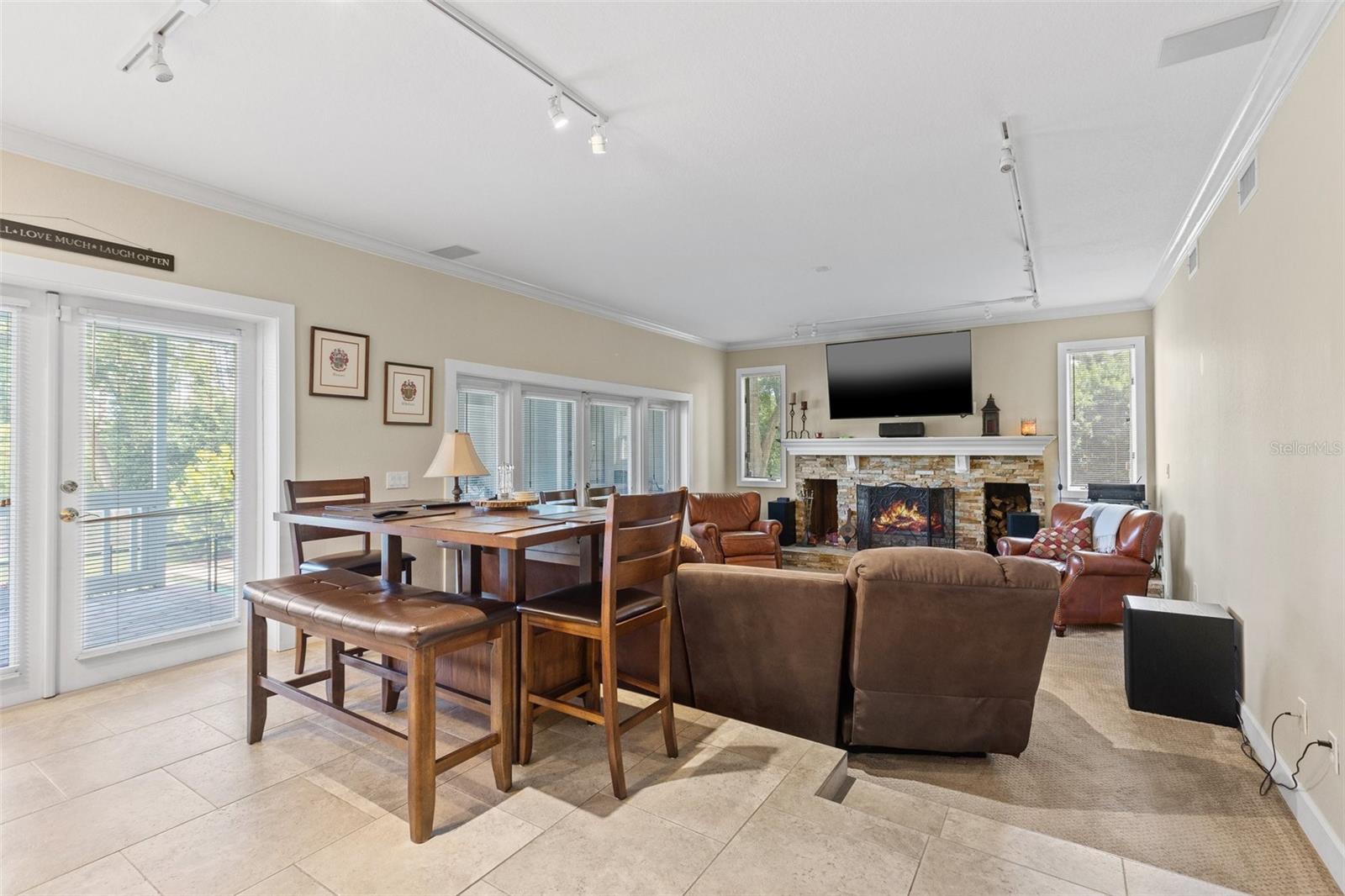 TAMPA & TARPON SPGS LAND CO - Residential