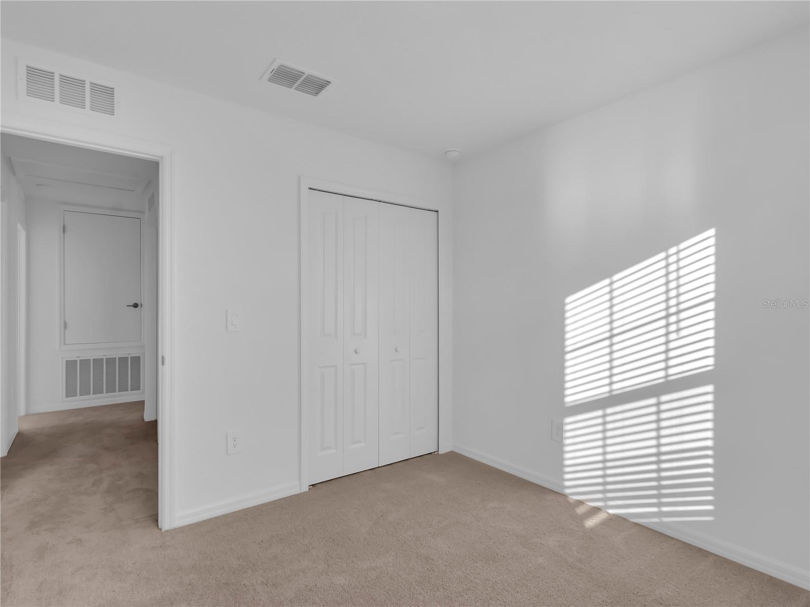 PROSPERITY LAKES - Residential Lease