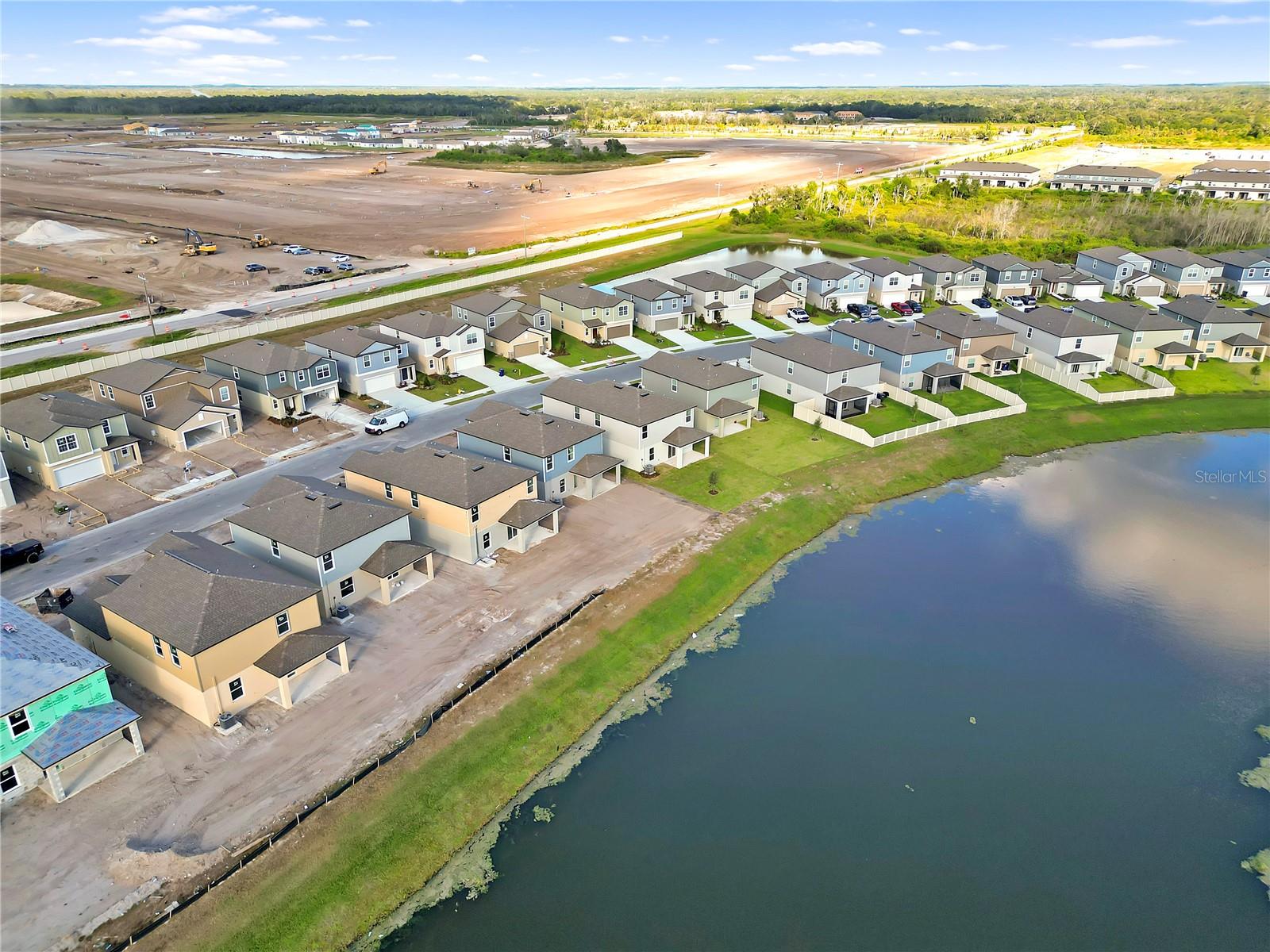 PROSPERITY LAKES - Residential Lease