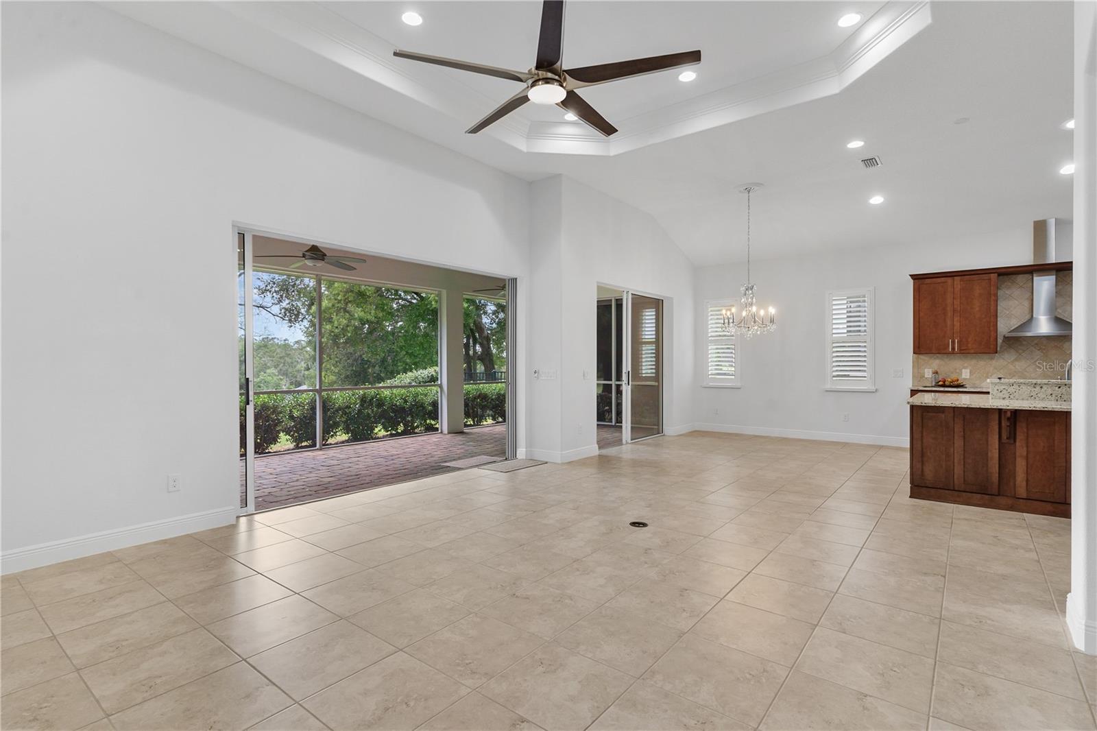 HARBOR HILLS - Residential
