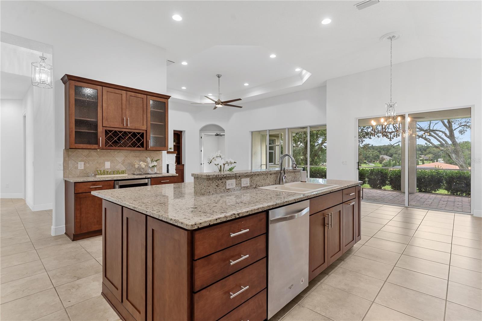 HARBOR HILLS - Residential