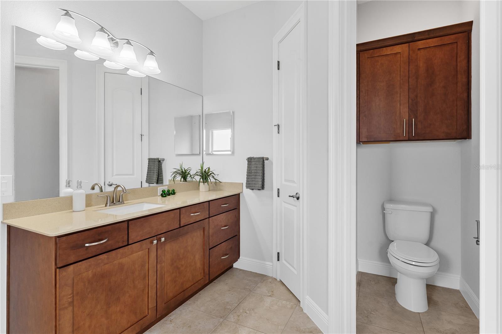 HARBOR HILLS - Residential