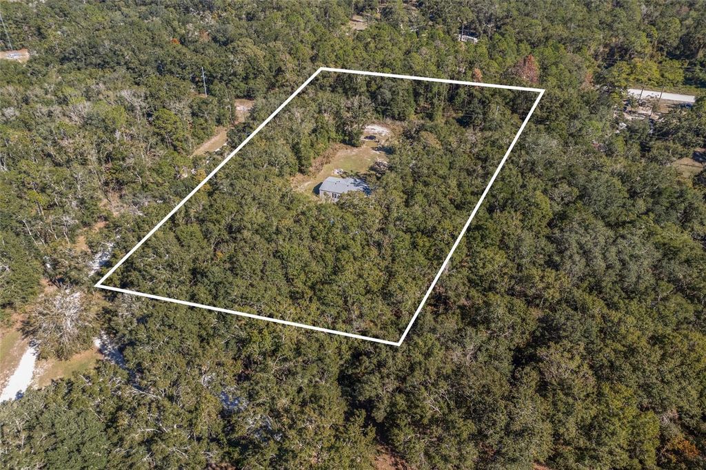 Photo of 272 SW Old Niblack Avenue, Fort White, FL 32038 (MLS # GC535881)