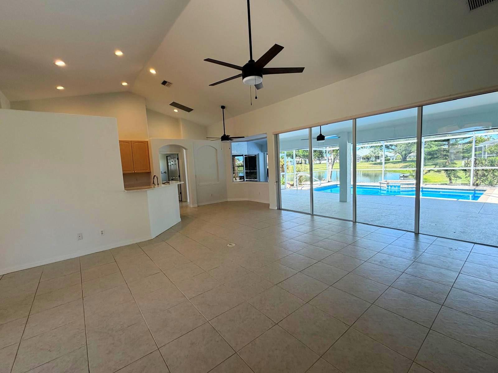 PORT CHARLOTTE SUB 52 - Residential