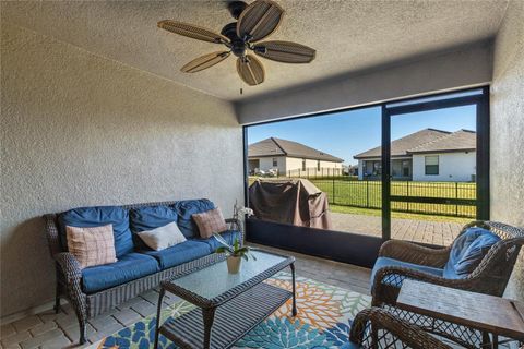 A home in AUBURNDALE