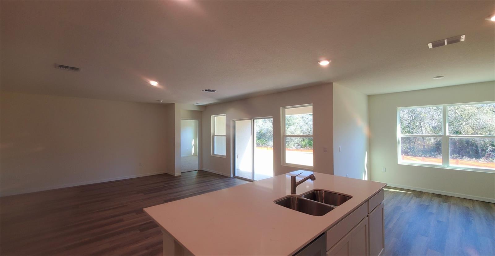 1056 MORFONTAINE STREET